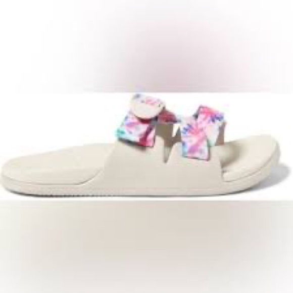 Chaco Chillos slide sandals - women's light tie-dye various sizes available. - Picture 2 of 3